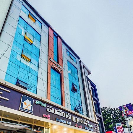 Spot On Swarna Mayuri Guntur Exterior photo